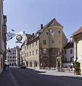    Goldene-Bären-Straße