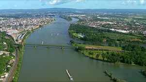    Rheingold - Gesichter eines Flusses