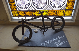 Radfahrer Kirche